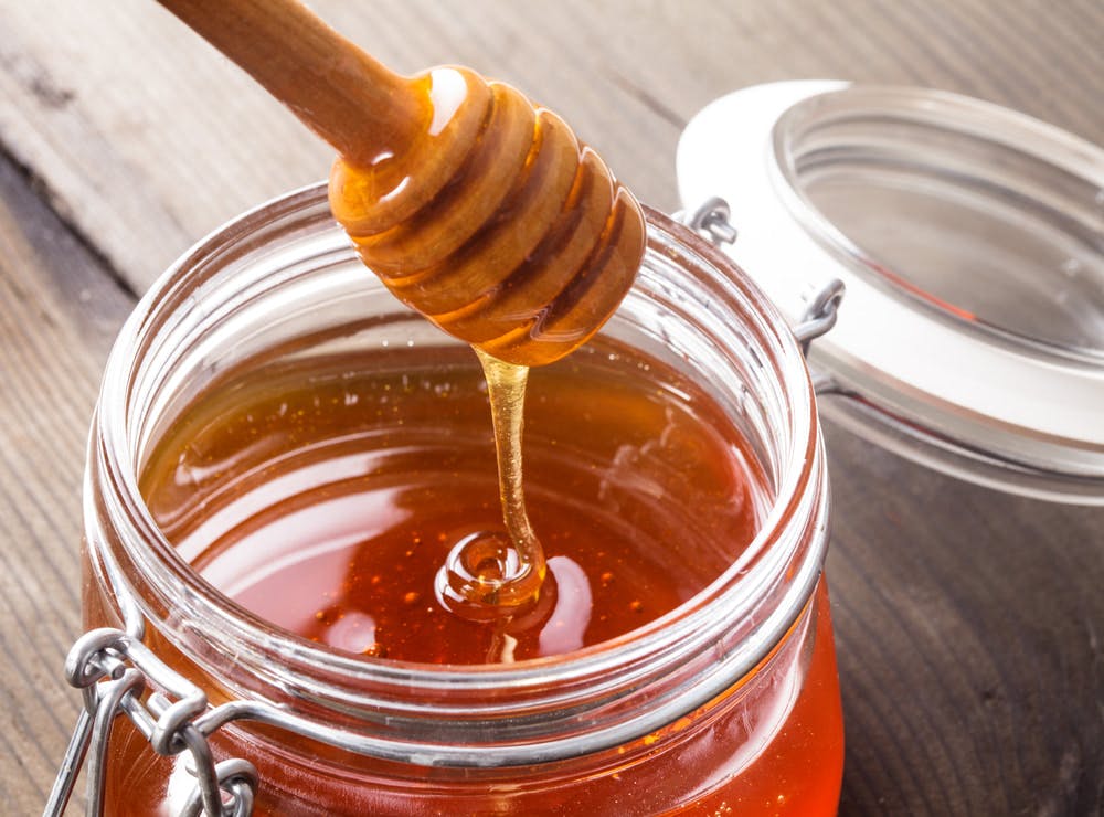 Can Honey Soothe My Tickly Throat?