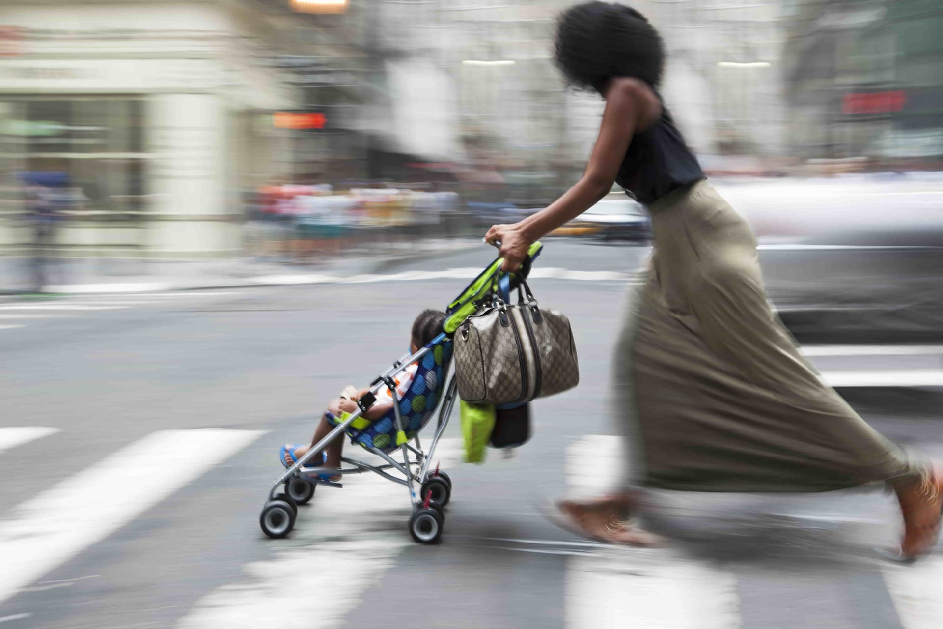 Most Mums Feel 'Shamed' by Their Own Family – Study