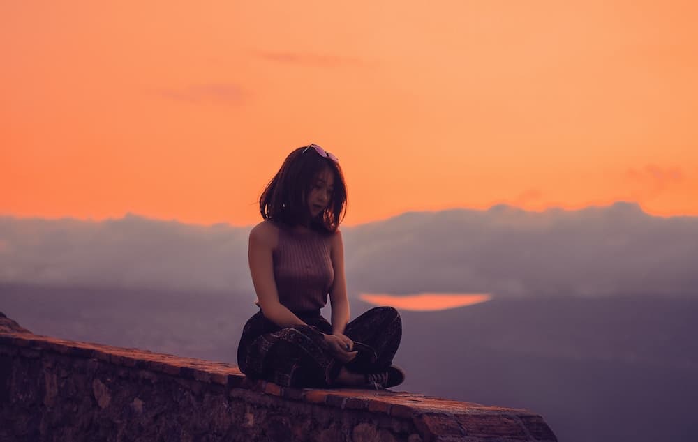 How To Emotionally Declutter