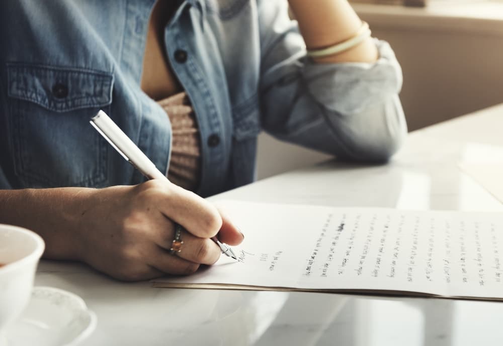 The Woman Who Writes Love Letters To Strangers