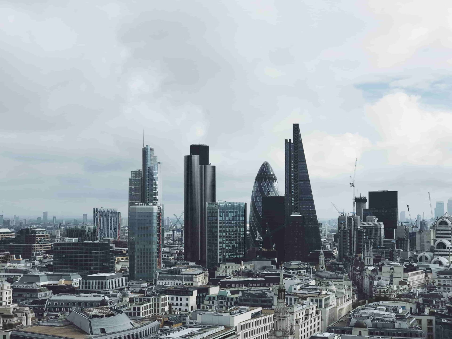 Air Pollution Linked to Bipolar Disorder and Major Depression, Research Reveals