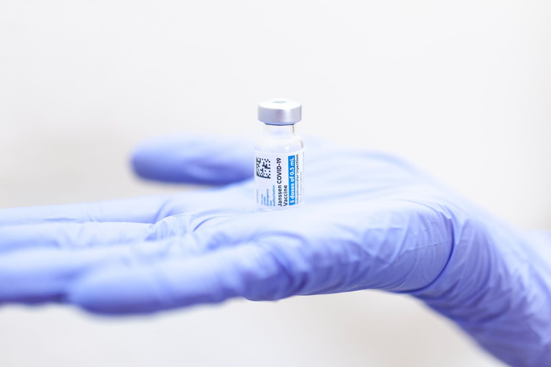 Needle phobia treatment could reduce COVID-19 vaccine hesitancy by 10%
