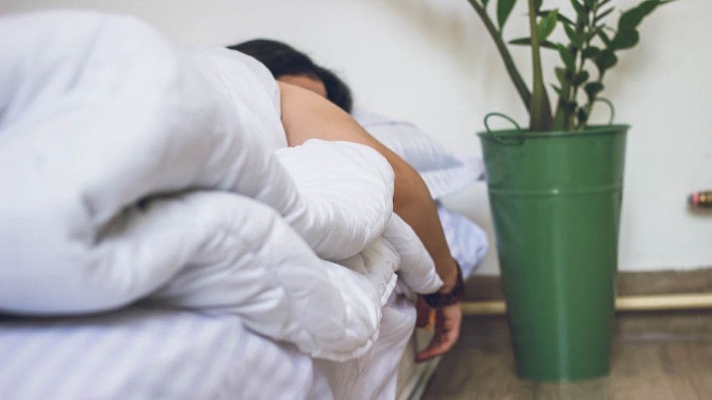 What is sleep syncing, and how can you try it?