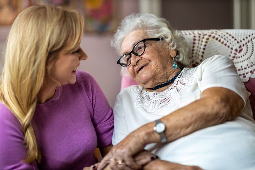 Hospice uses Makaton to communicate with patients living with dementia