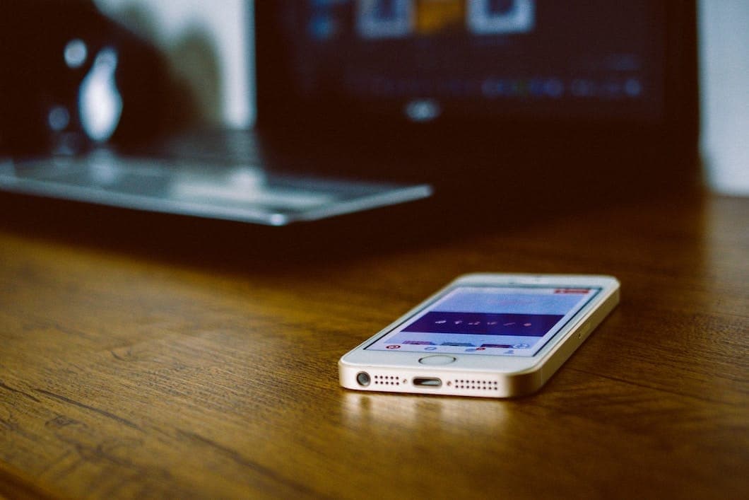 How to deal with phone-pinging anxiety